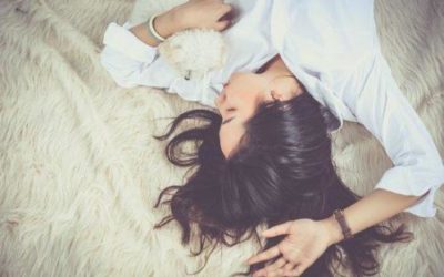 5 astuces naturelles pour stopper les ruminations mentales au moment du coucher